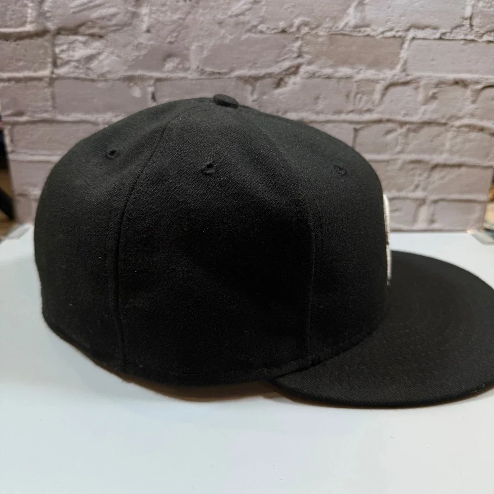 New Era 59FIFTY Hat Mens 7 3/8 Black Tampa Bay Rays Authentic On Field Cap